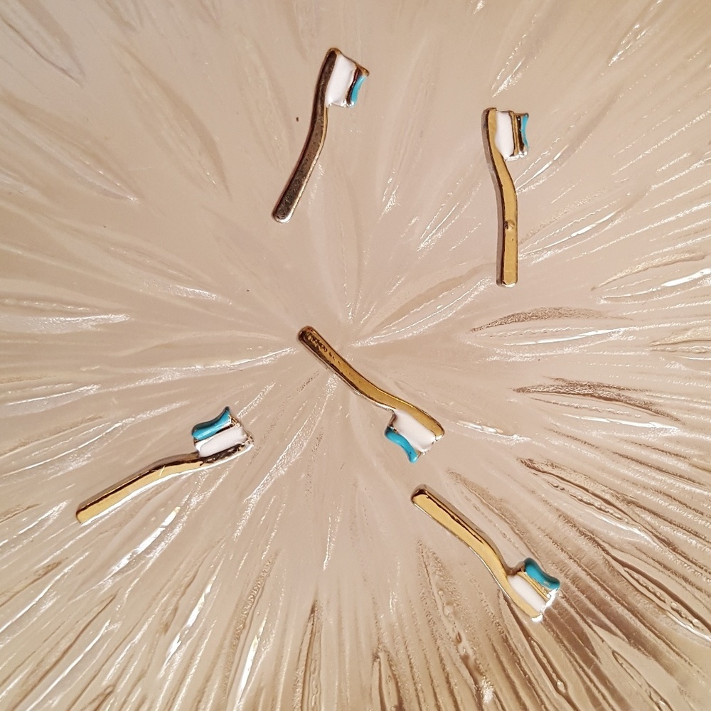𝅺Toothbrush Floating Charm for Picture Locket